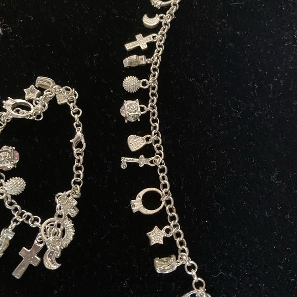 925 silver plated charm bracelet 8” long - Picture 3 of 3